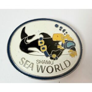Vintage Sea World Souvenir Scuba Diving Shamu Orca Whale 1975 Metal Belt Buckle